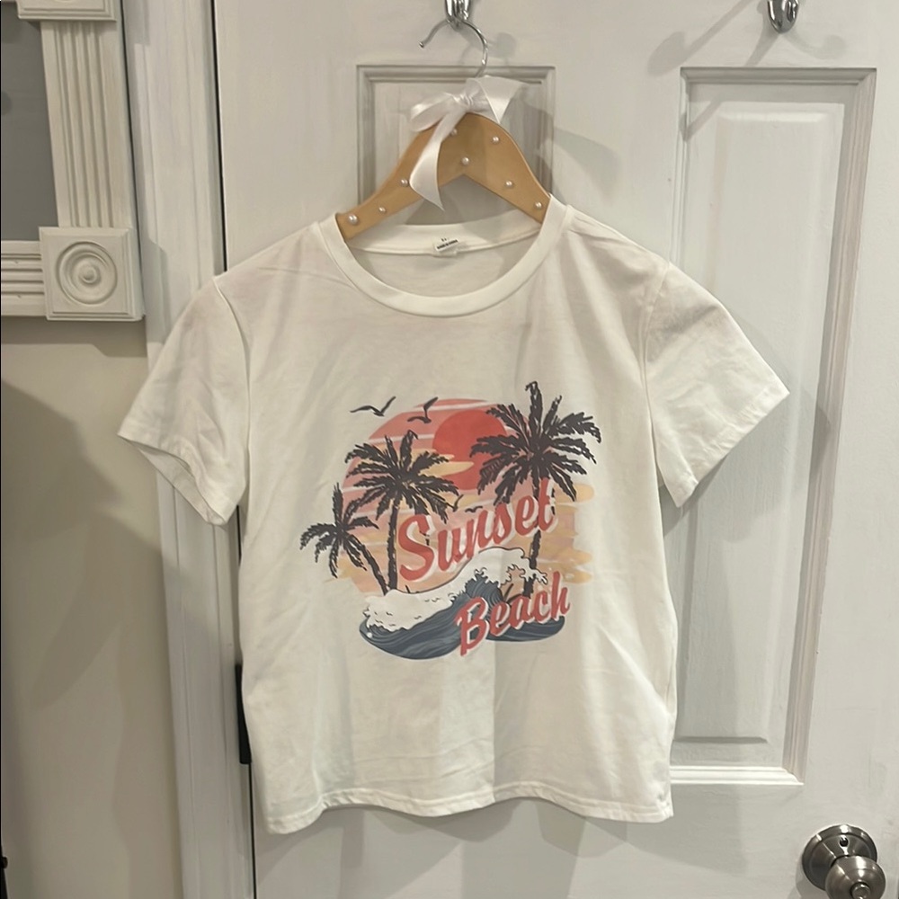 SHEIN White and Pink Short Sleeve Tees with Tropical Designs